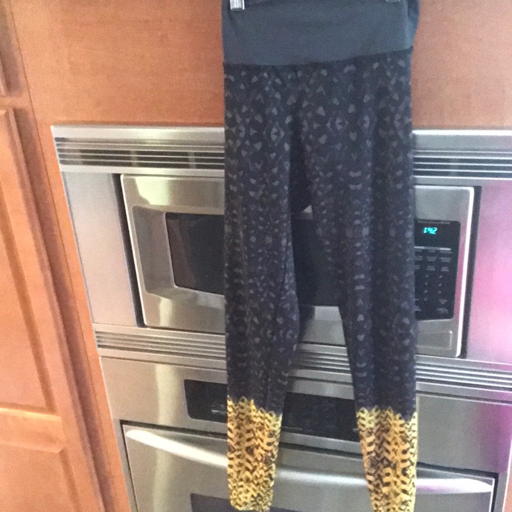 Onzie leggings
